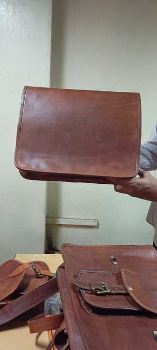 Leather handbag uploaded by business on 3/3/2021