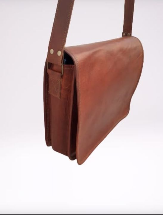 Leather handbag uploaded by business on 3/3/2021