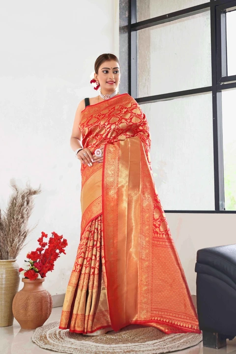 Beautiful banarasi saree  uploaded by Dhananjay Creations Pvt Ltd. on 4/7/2023
