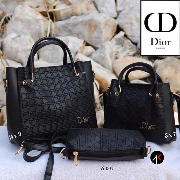 
*DIOR*
3 pc combo 
2 siling bag
Pouch with long handle 
Dior embossing 
A-1 quality uploaded by Rakesh Textiles on 3/3/2021