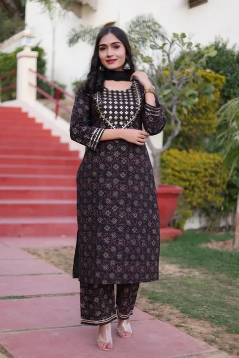 *Article details* 
💃 *Beautiful Printed With foil Mirror And Embroidery Work On Yoke Kurti With Pri uploaded by Mahipal Singh on 4/7/2023