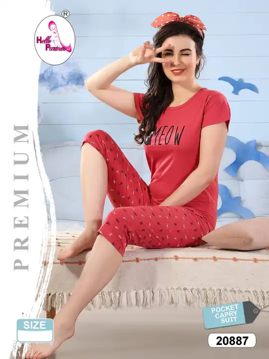 Post image *BRAND :🎀 Hello Partner*®️

*FABRIC – HEAVY  COTTON hosiery*

*Pocket Capry Suit.* 

*Round neck t shirt* 
*(matching colour)*

*{ SIZES ; M TO 2XL }*

*Size M 36" Bust*
*Size L 38" Bust*
*Size XL 40" Bust*
*Size XXL 42" Bust*

  *RATE M:L 580+$*
*Xl/Xxl 610+$*