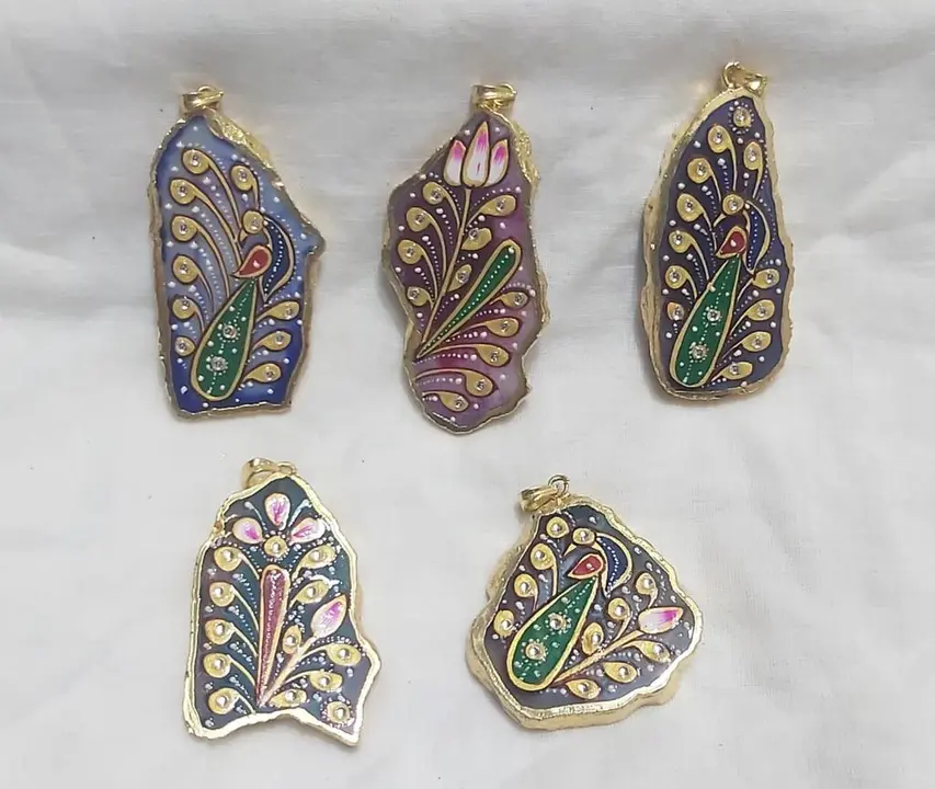 Agate pendants  uploaded by Km Handicrafts on 5/30/2024