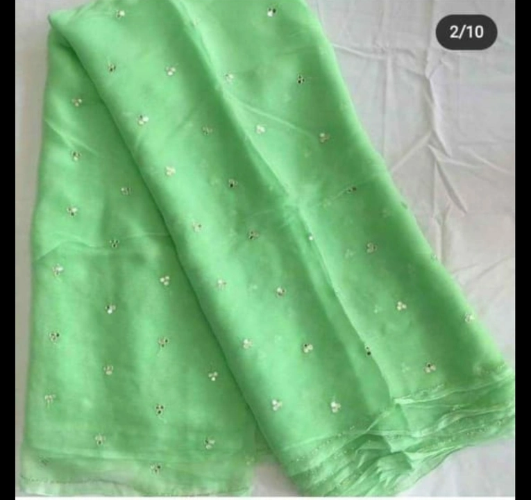 😍pure chifoon fabric patra work on all over saree 
Running blouse 

 uploaded by Gotapatti manufacturer on 4/8/2023