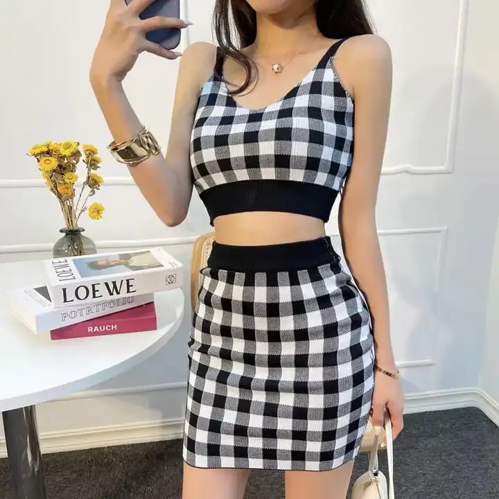 Top skilt Korean knitting dress

Quality premium ✅

Size till 34 bust
 waist 32

 uploaded by Fashion hub on 4/8/2023