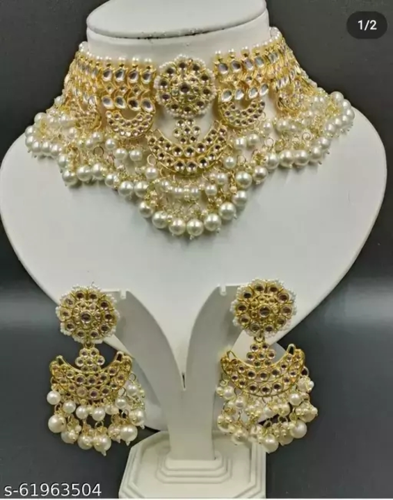 Post image I want 1 pieces of Imitation Jewellery Sets at a total order value of 600. I am looking for I want exactly like this. Does anyone have this ? Please meesho users stay away.. Please send me price if you have this available.