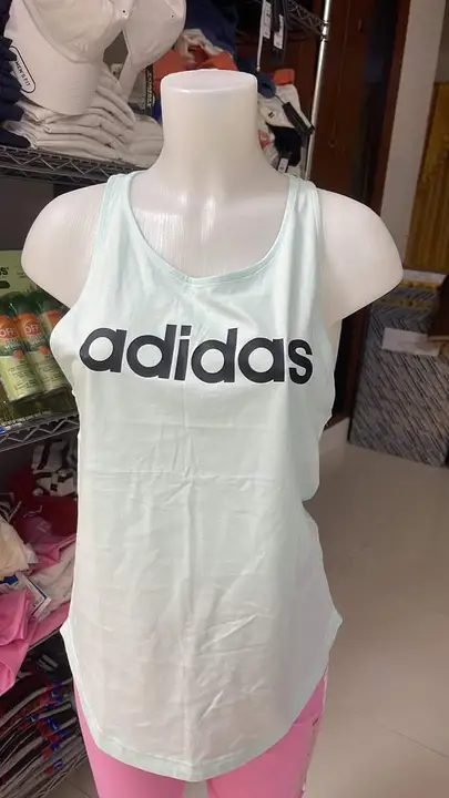 Girls t shirt  uploaded by Fashion world on 4/9/2023