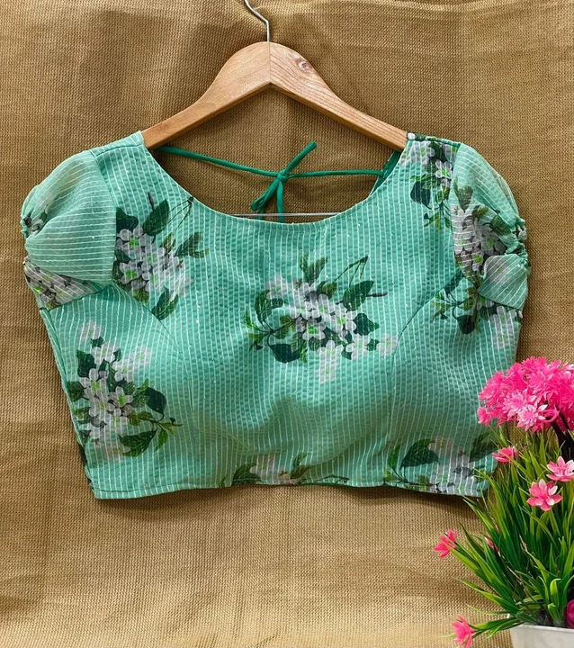 PF floral print blouse  uploaded by Fashionista Store  on 4/9/2023