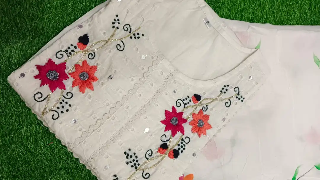 Kurti uploaded by Taha fashion online store on 4/9/2023