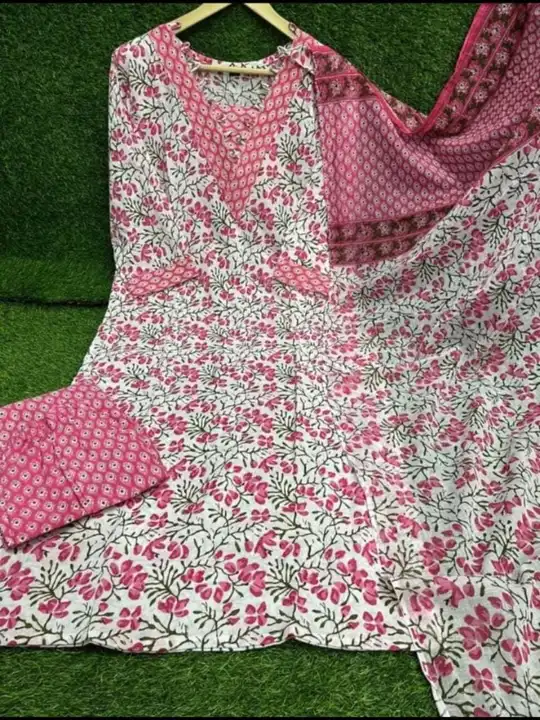 *Original Quality*

Full stocks available* 
            Hurry up!

COLORS         :-   CLASSIC PINK  uploaded by Mahipal Singh on 4/9/2023