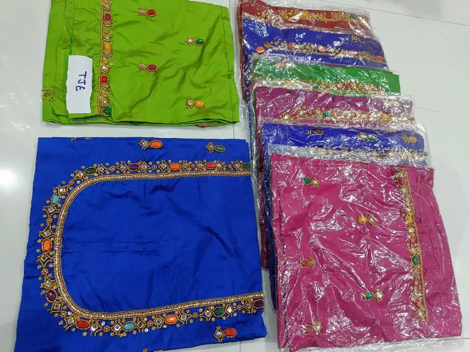 Product uploaded by Ranuja collection on 4/9/2023