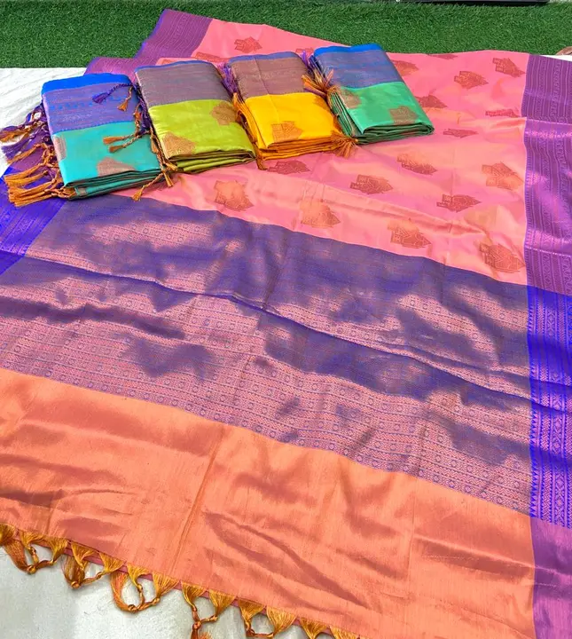 Silk saree tapetaa uploaded by Varanasi creation on 4/9/2023