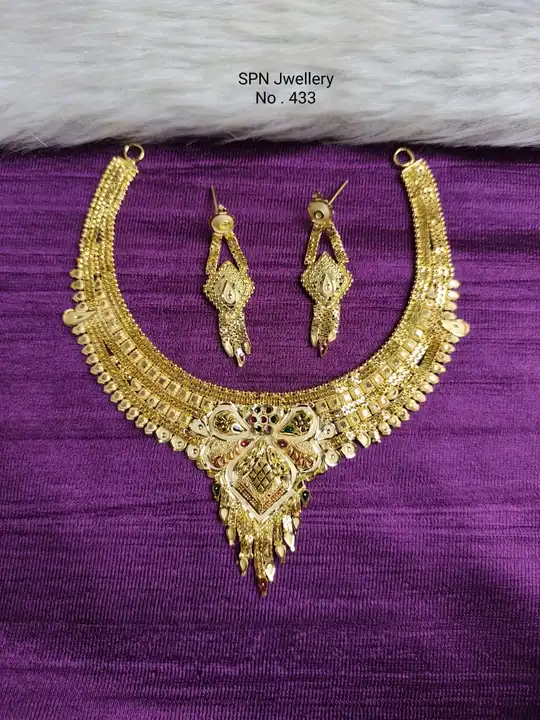 Necklace uploaded by New Maa Online Shopping on 4/10/2023