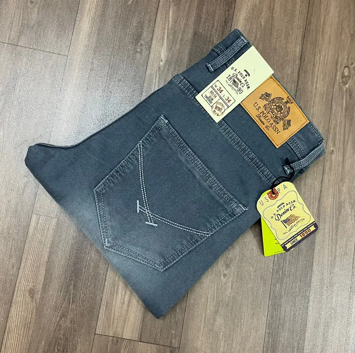 Jeans uploaded by Yahaya traders on 4/10/2023