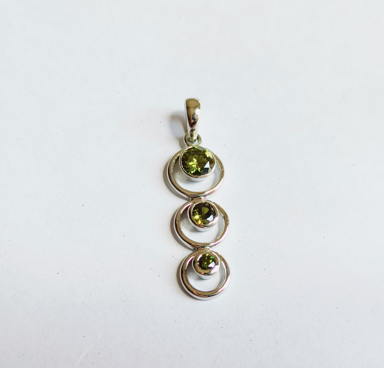 Elegant silver pendants  uploaded by Bodhi on 4/10/2023