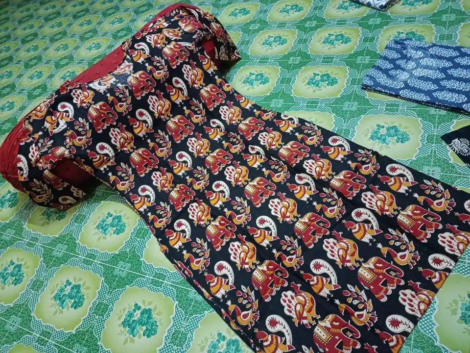 Cotton kurti uploaded by Tanima Boutique & Handcraft on 4/10/2023