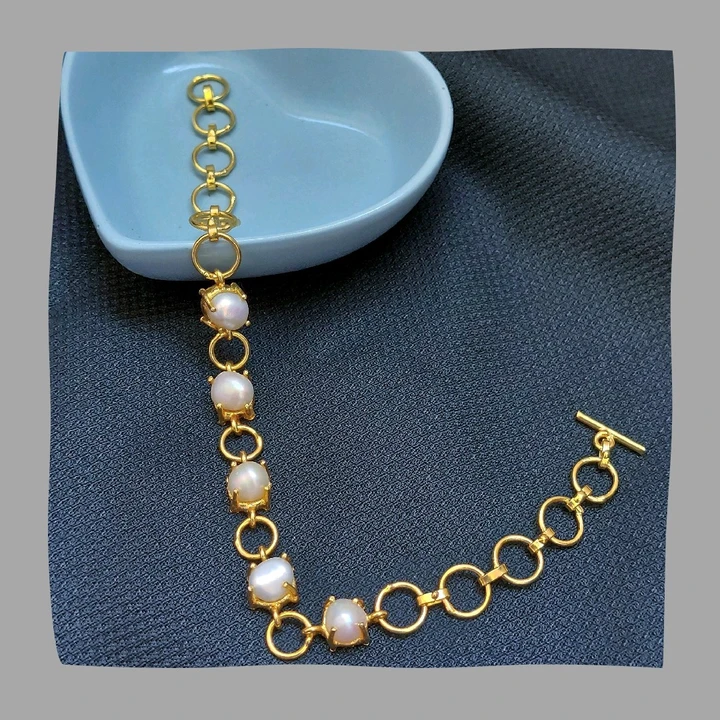 Pearl Bracelet  uploaded by Jewellery on 4/10/2023