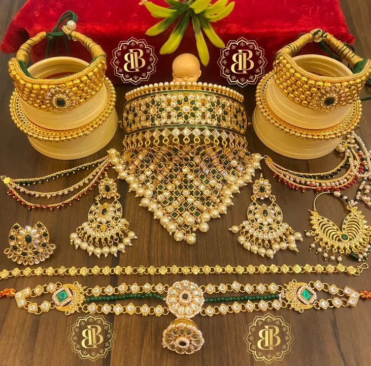 Rajputi jewellery uploaded by 𝙍𝙖𝙟𝙥𝙪𝙩𝙞 𝙥𝙤𝙨𝙝𝙖𝙠 on 4/10/2023