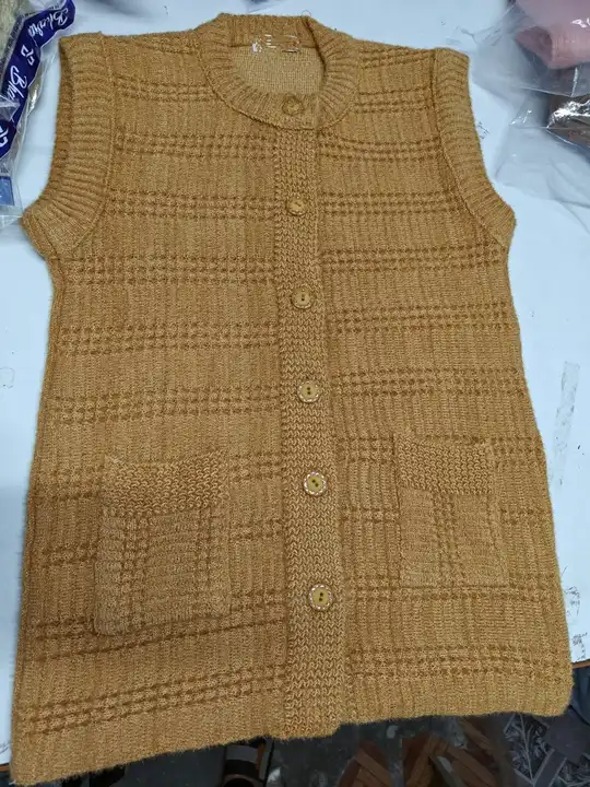 Ladies half sleeves sweater uploaded by Jivesh Collection on 4/10/2023