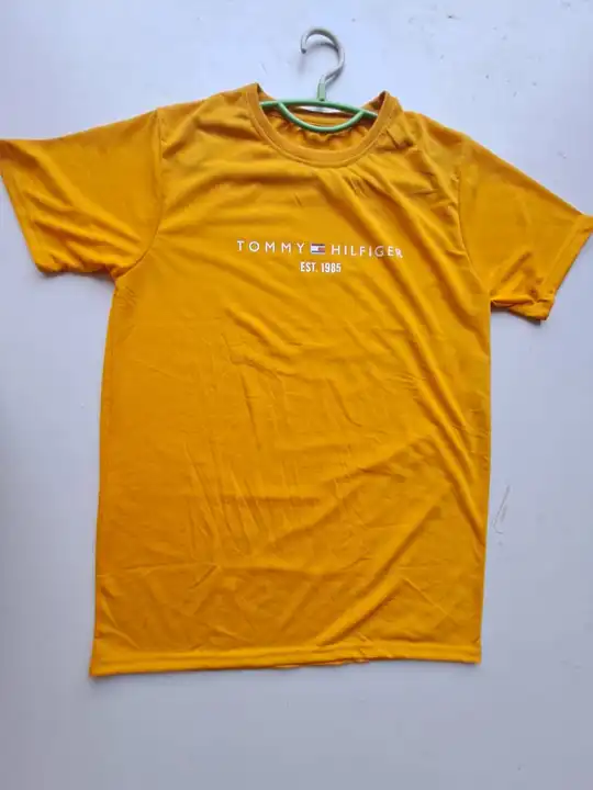 Post image Men's T-shirt ₹200 (10% Off) Size M