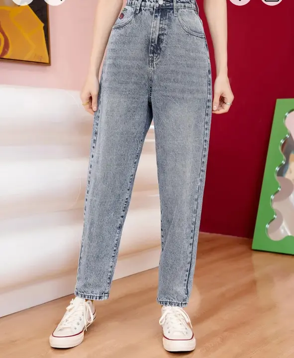 Post image I want 50+ pieces of Women's Jeans at a total order value of 5000. Please send me price if you have this available.