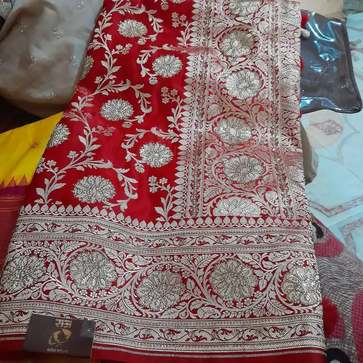 Post image I want to buy 6 pieces of New banarasi pure silk saree w. My order value is ₹1800. Please send price and products.