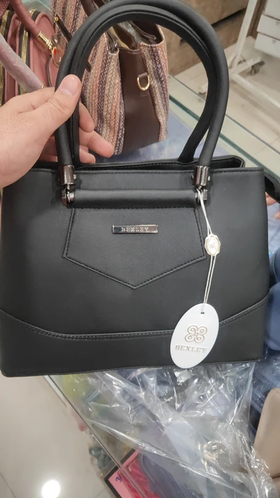 Fancy handbags  uploaded by business on 4/11/2023