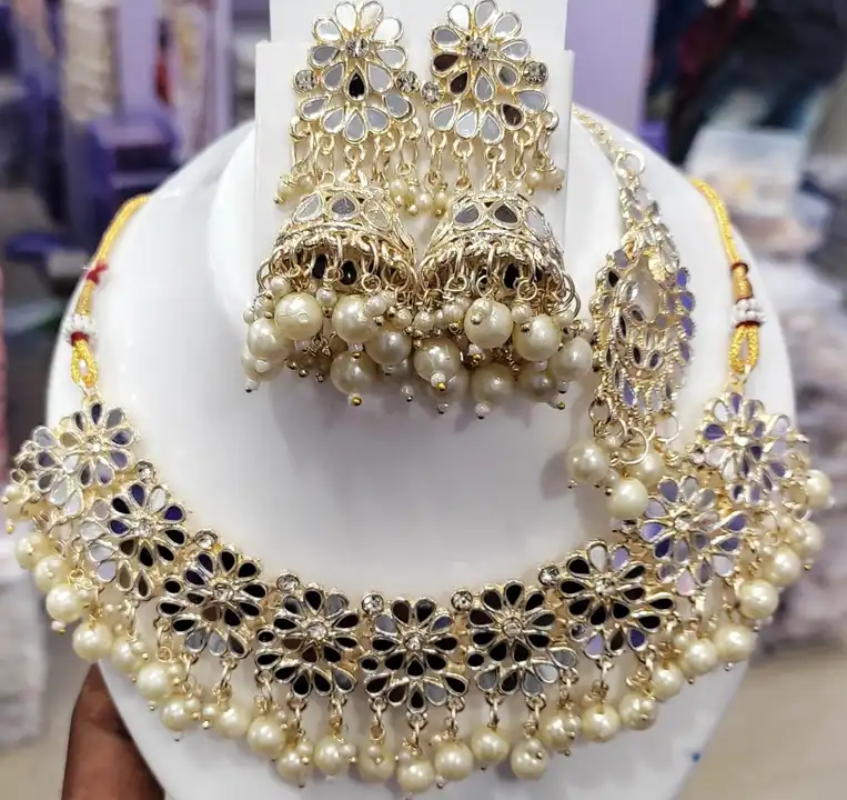 Mirror kundan necklace  uploaded by Affordable earrings collection  on 4/11/2023