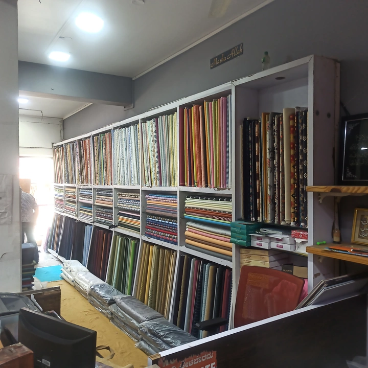 Warehouse Store Images of J studio suiting & shirting
