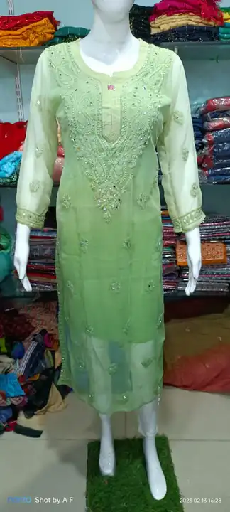 Product uploaded by Arshiya fashion Ledis suit on 4/11/2023