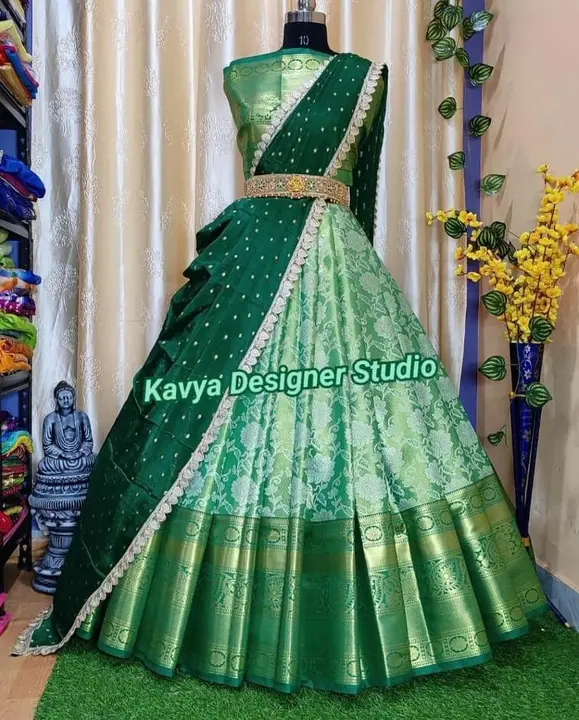 Women's traditional lehenga  uploaded by Sradha sarees on 4/12/2023