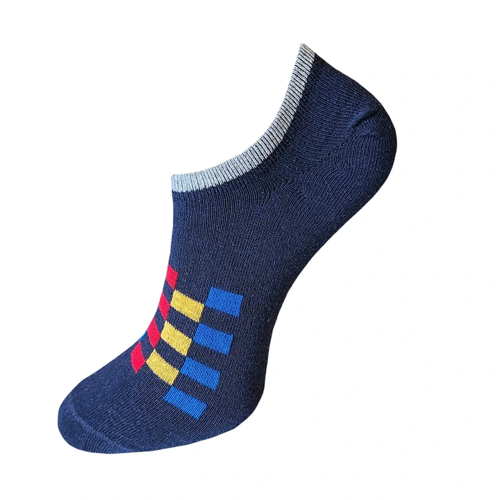 USOXO low-cut socks uploaded by NEXTVIEW APPAREL LLP on 4/12/2023