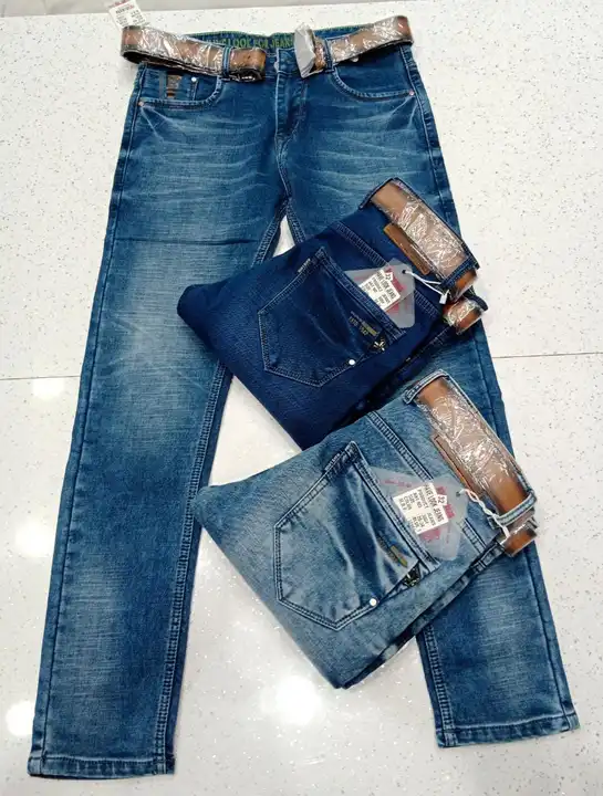 Jeans uploaded by business on 4/12/2023