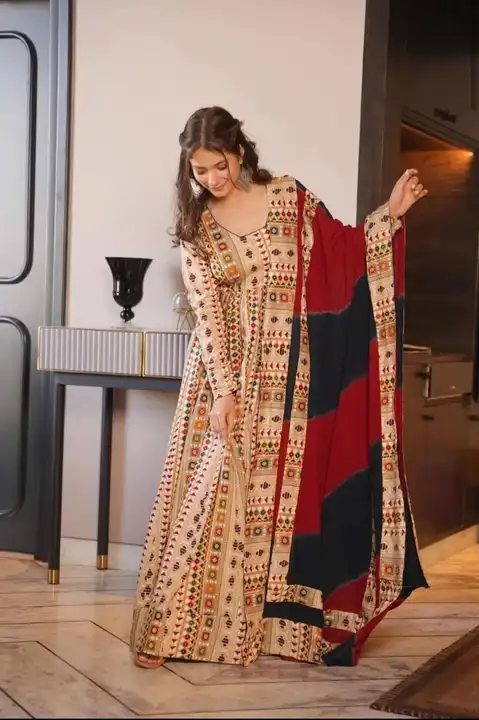new lonch gown uploaded by Chirag Enterprises on 4/12/2023