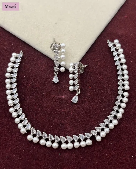 Post image *Mix Bag of Cz and Pearl Necklacesaj