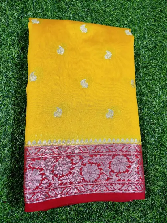 #banarasi #saree #banarasisaree #banaras #varanasi #banarasisilk #silk #handloom #fashion #sareelove uploaded by Sai prem sarees on 4/13/2023