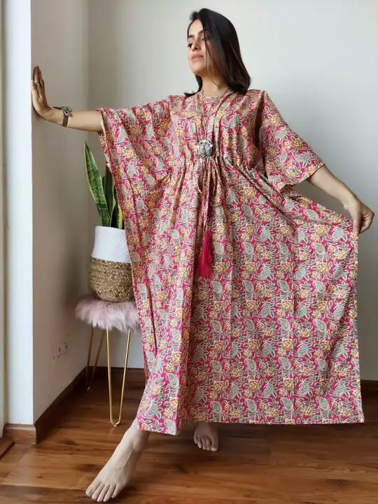 *New arrival 🍁🍁🍁All available*🍁🍁🍁🍁🔸️Hand Block printed KAFTAN with offers 
*🔸️Authentic PRI uploaded by Saiba hand block on 4/13/2023