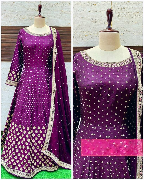 PRESENTING NEW DESIGNER EMBROIDERED ANARKALI GOWN ♥️

  uploaded by Fatema Fashion on 4/14/2023