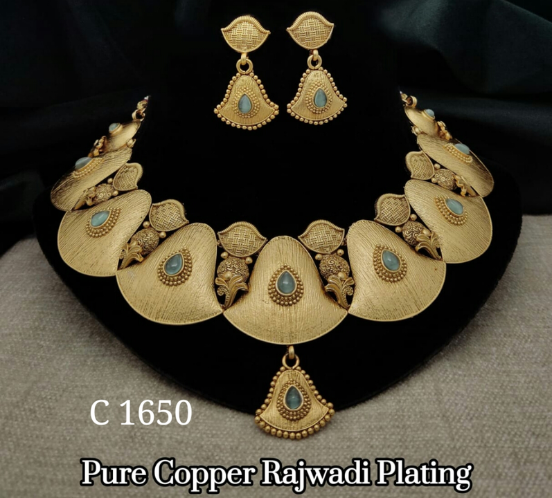 Product uploaded by Delhi Artificial Jewellery on 4/14/2023