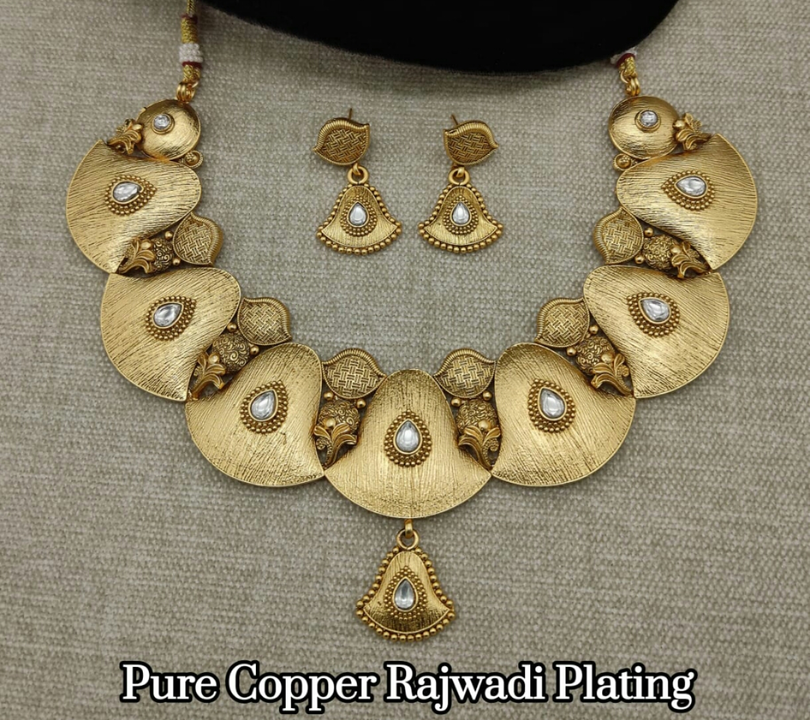 Product uploaded by Delhi Artificial Jewellery on 4/14/2023