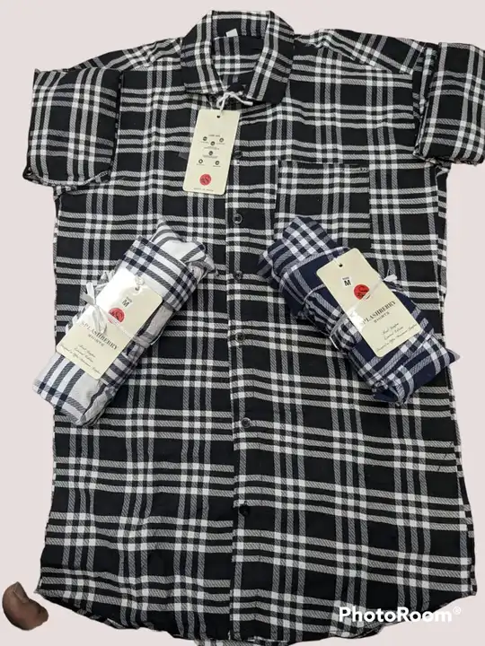 Checks S M L XL uploaded by business on 4/15/2023