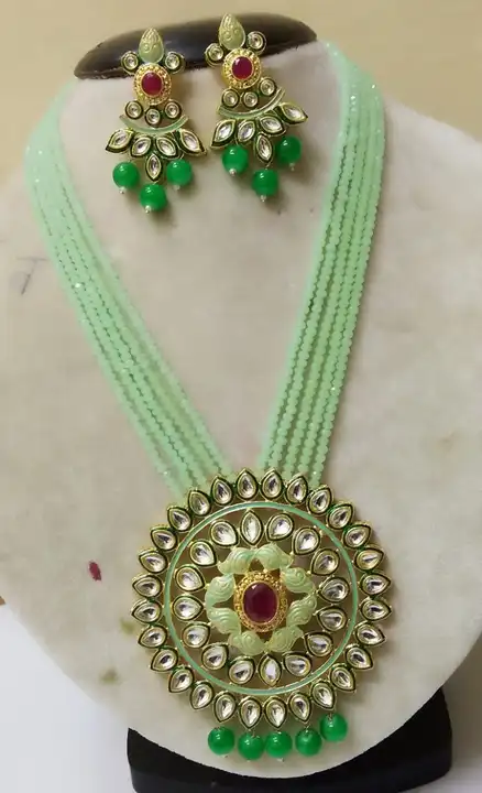 New 😍  uploaded by Mahakal jewellery on 4/15/2023