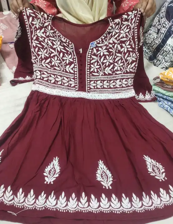 💐💐💐💐💐💐💐

**Lcf* *present* 🎁

Model  short kurti

30 approx length

Made by hand 
  ghas  Pat uploaded by Lcf crafts (lucknow Chikan factory) on 4/15/2023