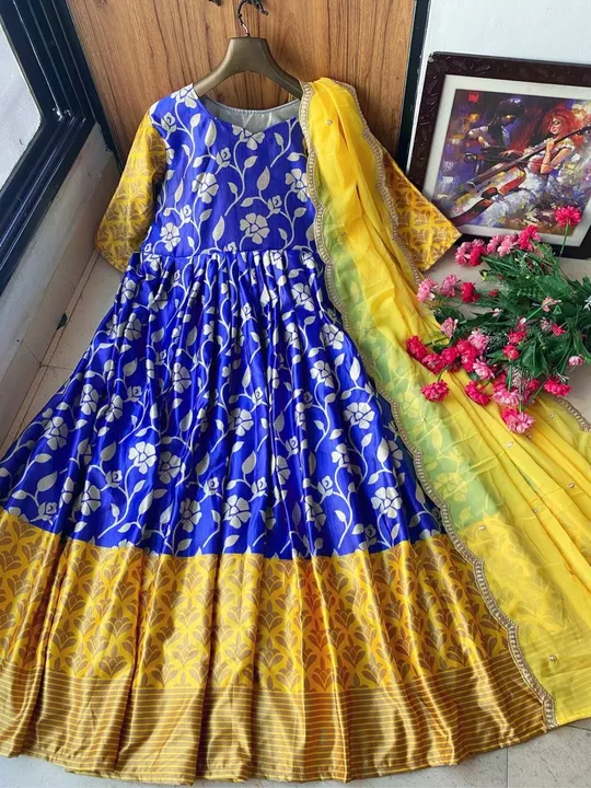 Anarkali dree uploaded by Aaradhya fashion on 4/15/2023