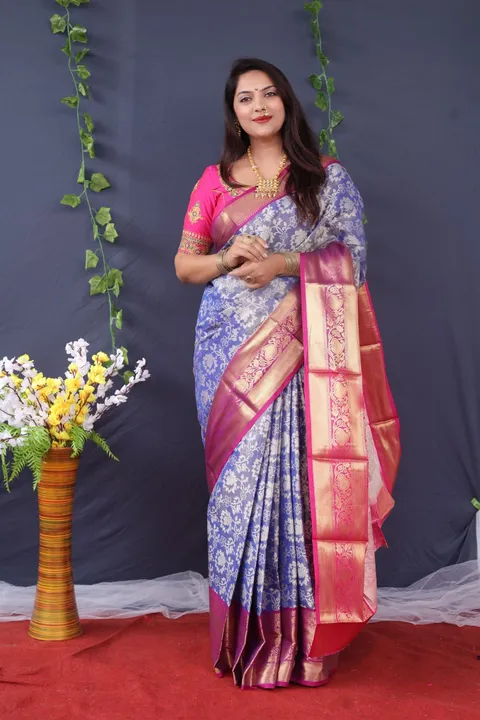Kanchipuram handloom tissue weaving silk saree uploaded by Suyukti fab on 4/15/2023