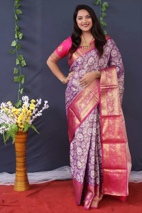 Kanchipuram handloom tissue weaving silk saree uploaded by Suyukti fab on 4/15/2023