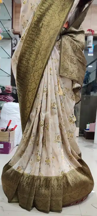 🎉new launch
🎉 Softy jyacard  silk saree 
🎉 banarsi saree With Digital print 
🎉 With blouse saree uploaded by Gotapatti manufacturer on 4/15/2023
