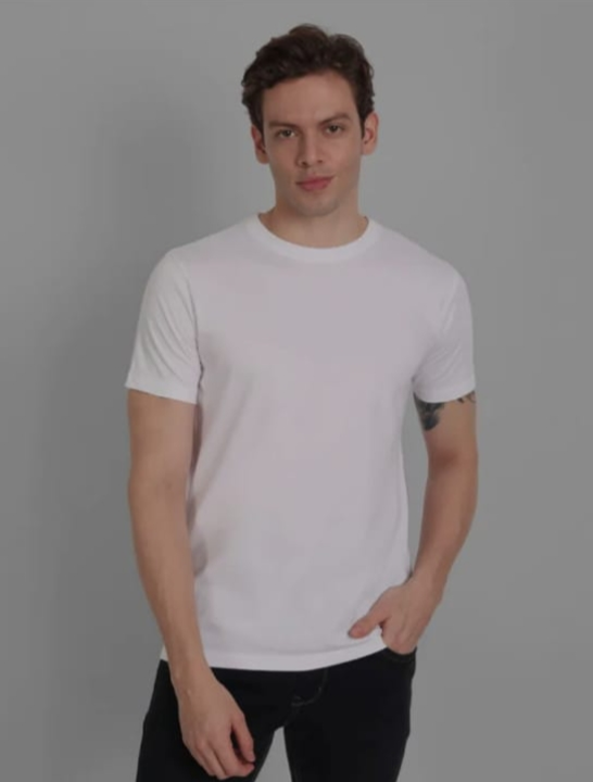 PLAIN WHITE T SHIRTS 100% COTTON FABRIC SIZE M L XL  uploaded by Red And white Men's Wear on 4/16/2023
