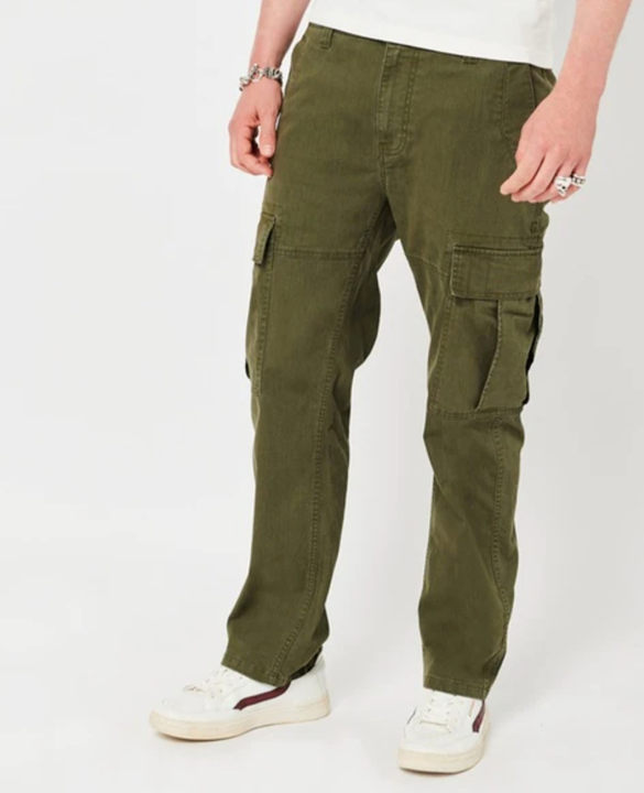 Vintage cargo joggers  uploaded by business on 4/16/2023