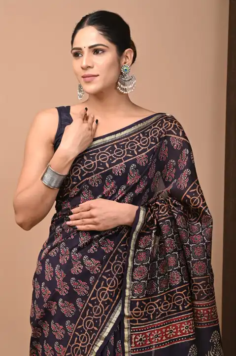 Handblock printed bagru pure Chanderi sarees with blouse piece.
Size 
5.5meter saree
1meter blouse
 uploaded by Print Factory Bagru on 4/16/2023